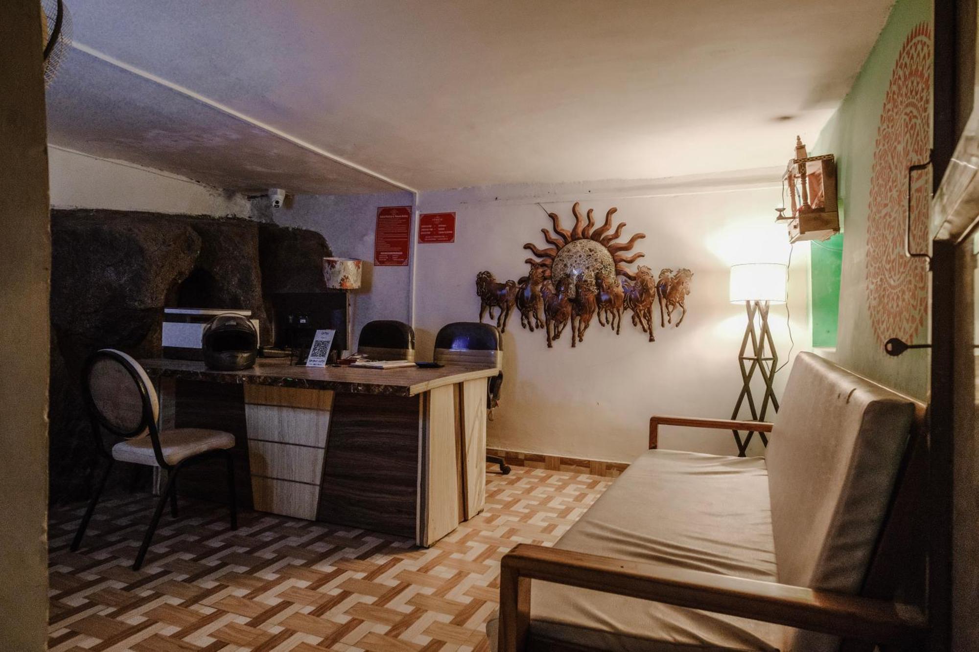 Rudraksha Inn Mount Abu Esterno foto