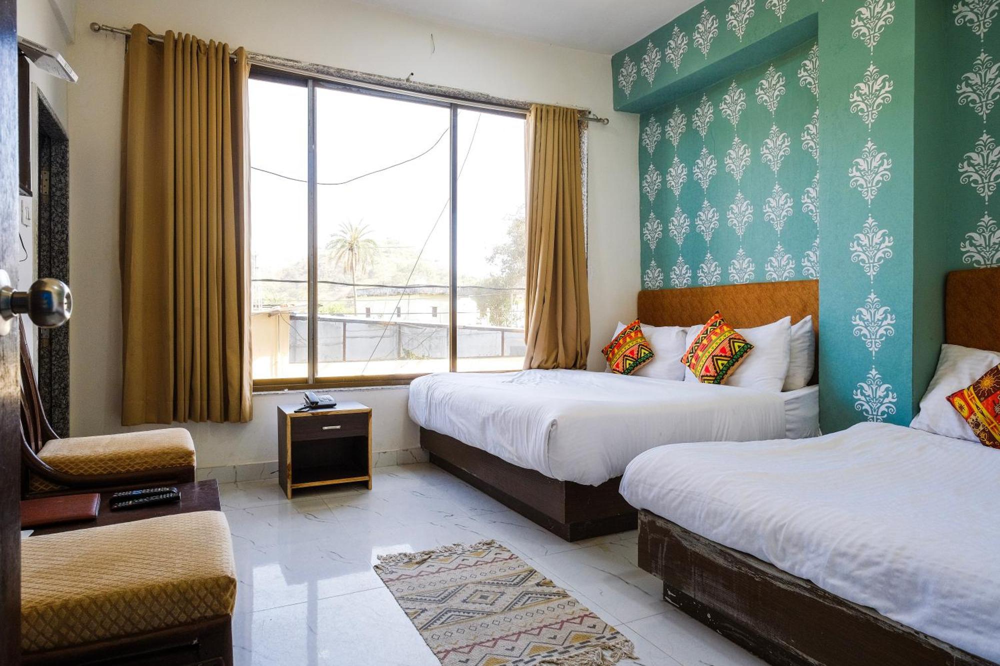 Rudraksha Inn Mount Abu Esterno foto