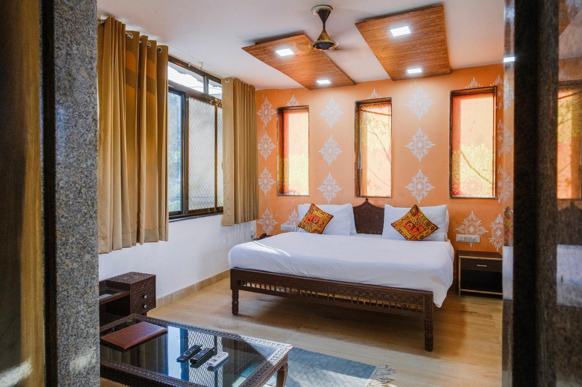 Rudraksha Inn Mount Abu Esterno foto