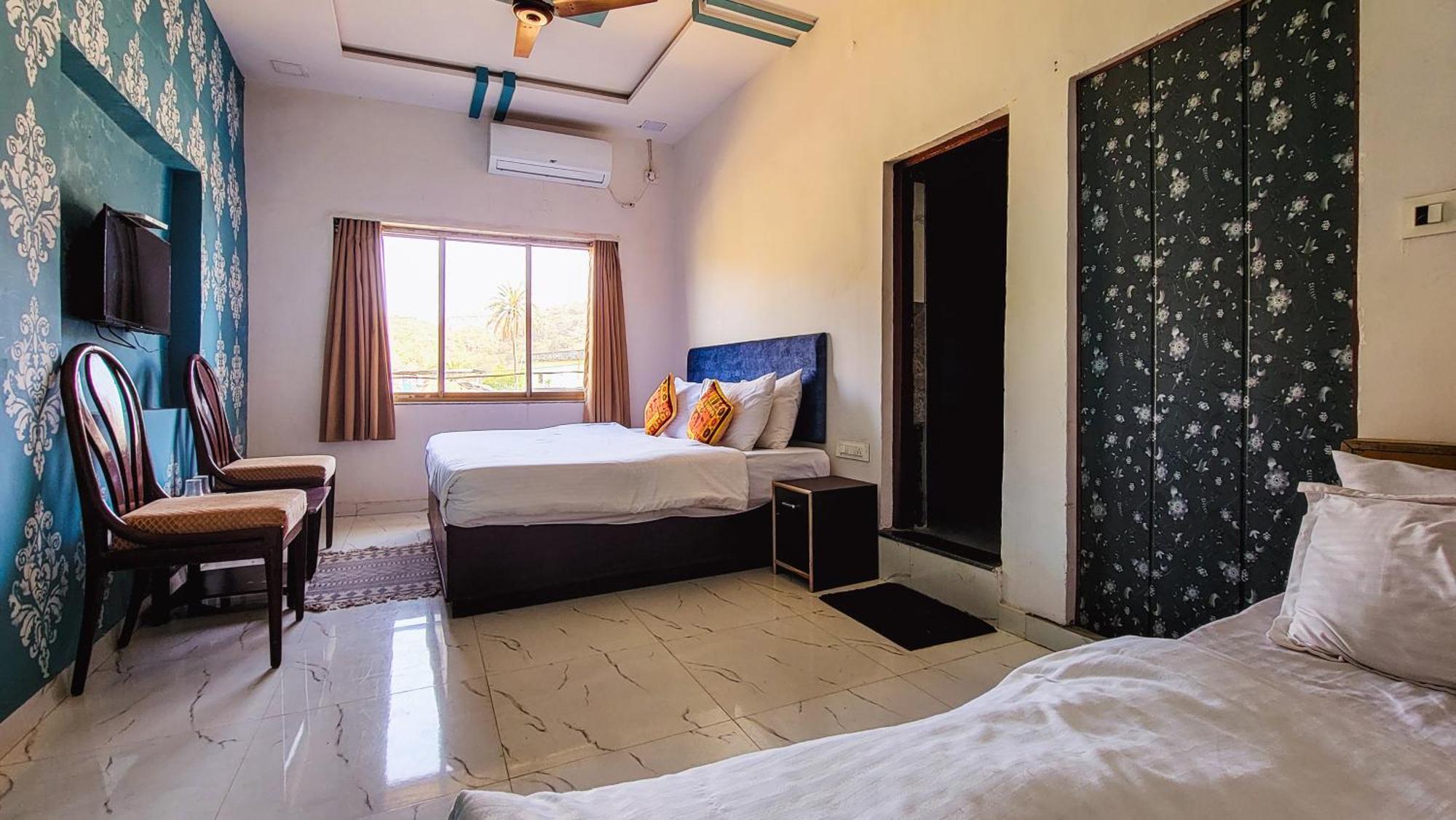 Rudraksha Inn Mount Abu Esterno foto