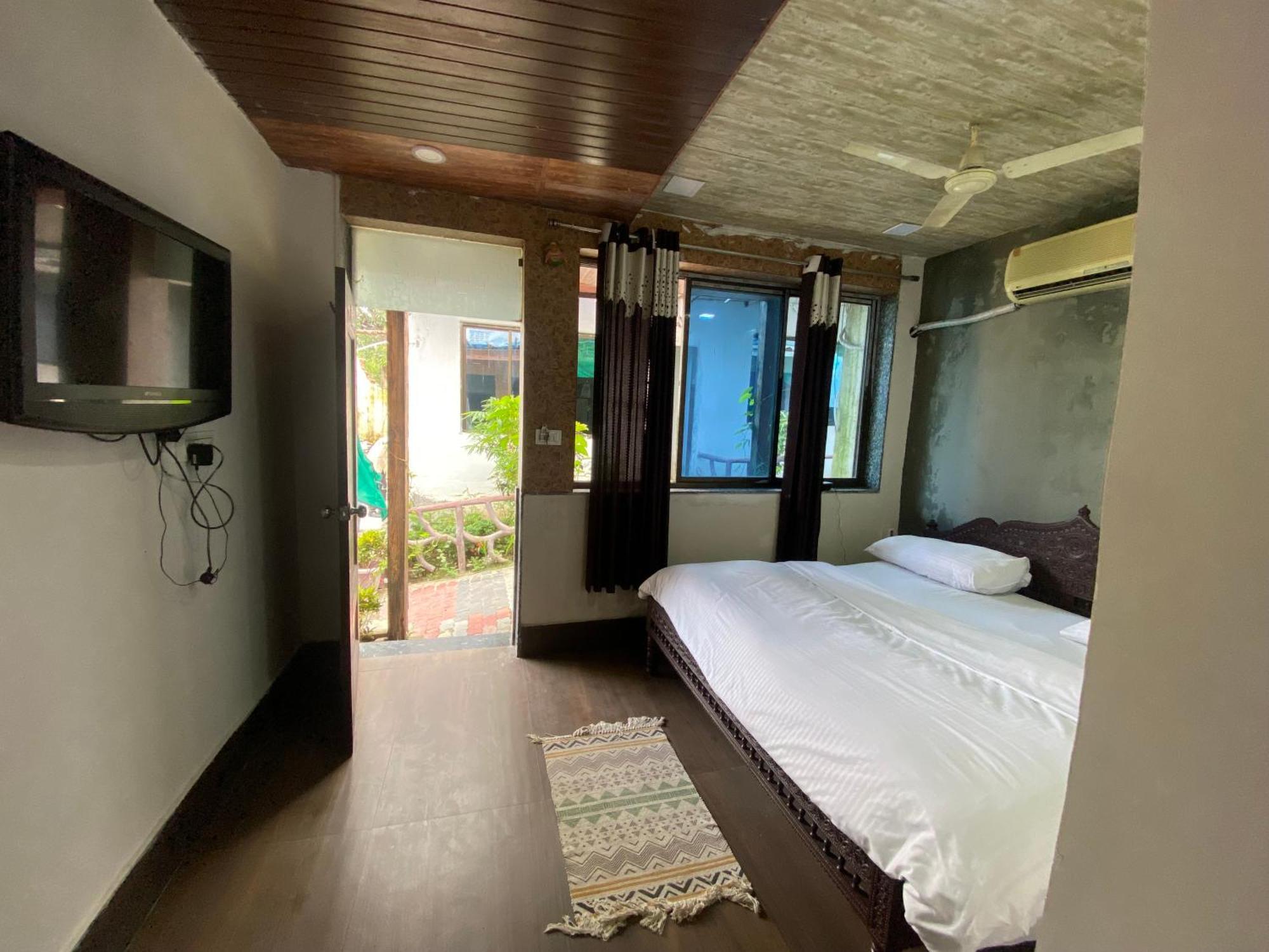 Rudraksha Inn Mount Abu Esterno foto